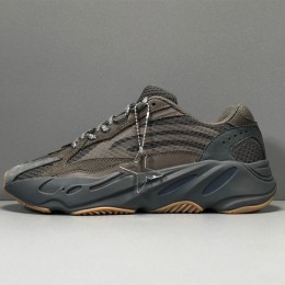 【X】Adidas originals Yeezy 700 v2 