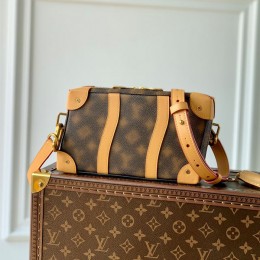 LV Soft Trunk