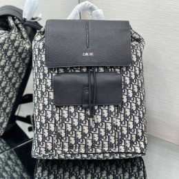 DIOR MOTION