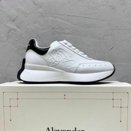 Alexander McQUEEN