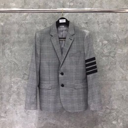 대리석집 THOM BROWNE