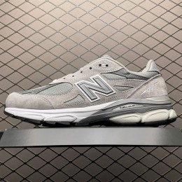 New Balance  M990GY3