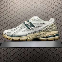 【M】New Balance  M1906RQ