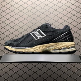 【M】New Balance M1906RK