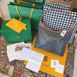 Goyard 3카라