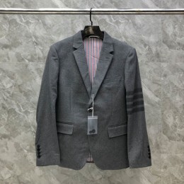대리석집 THOM BROWNE