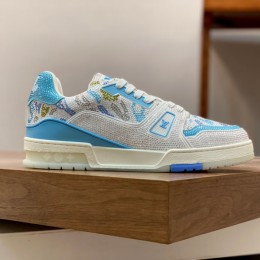 2023 LV TRAINER