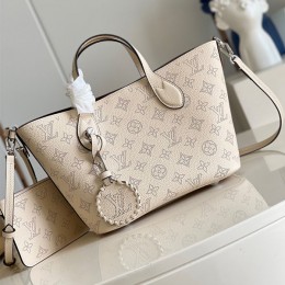 LOUIS VUITTON M21849