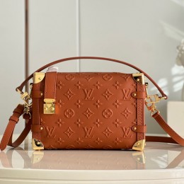 LOUIS VUITTON M21709
