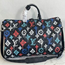 LOUIS VUITTON M21384