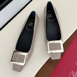 ROGER VIVIER
