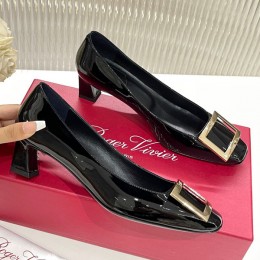 ROGER VIVIER