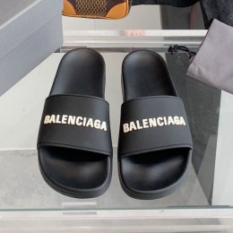 BALENCIAGA 2022