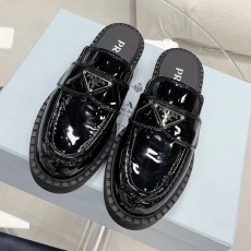 PRADA  2022