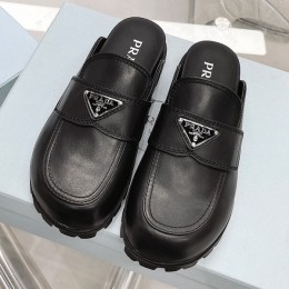 PRADA  2022
