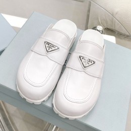 PRADA  2022