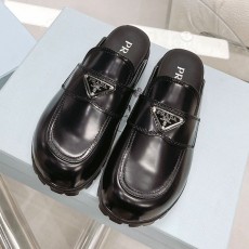 PRADA  2022