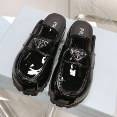 PRADA  2022