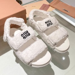 MIUMIU 2022