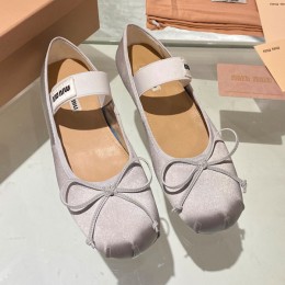 MIUMIU
