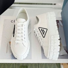 prada Double Wheel
