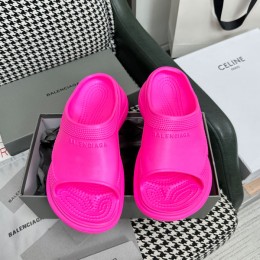 BALENCIAGA x Crocs 2023