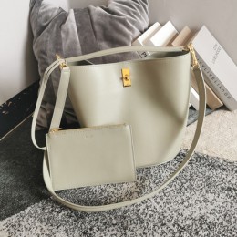 CELINE BUCKET 16