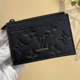 LOUIS VUITTON Monogram