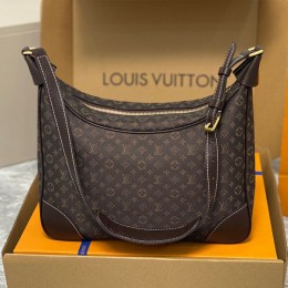 LOUIS VUITTON boulogne