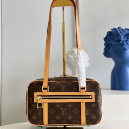 LOUIS VUITTON Vintage Cite