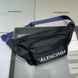 BALENCIAGA