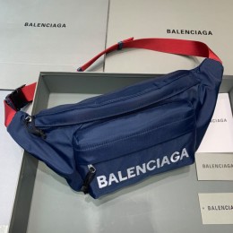 BALENCIAGA