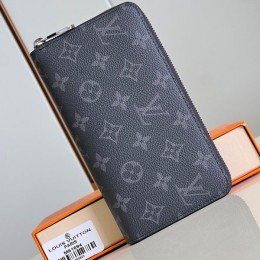 LOUIS VUITTON Monogram ZIPPY