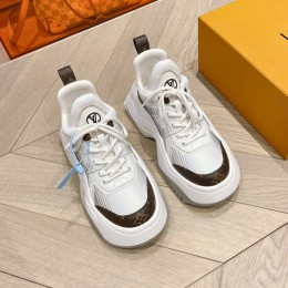 Louis Vuitton  Trainer  Sneaker