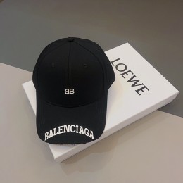 BALENCIAGA 4카라