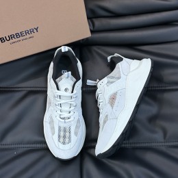 BURBERRY 9카라