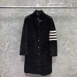 대리석집 THOM BROWNE