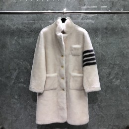 대리석집 THOM BROWNE