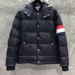 대리석집 THOM BROWNE