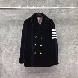 대리석집 THOM BROWNE