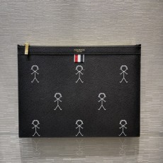 THOM BROWNE