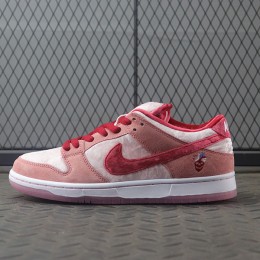 TOP StrangeLove x NK SB Dunk Low 