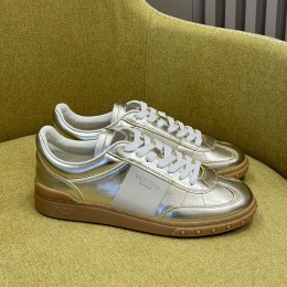 VALENTINO ss24 new arrival 4카라