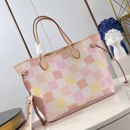 LOUIS VUITTON Neverfull