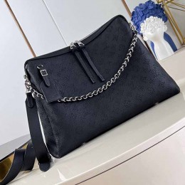 LOUIS VUITTON Mahina Hand It All MM