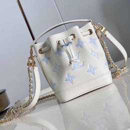 LOUIS VUITTON Nano Noé