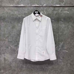 대리석집 THOM BROWNE