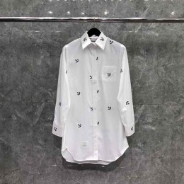 대리석집 THOM BROWNE