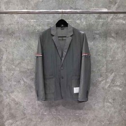 대리석집 THOM BROWNE