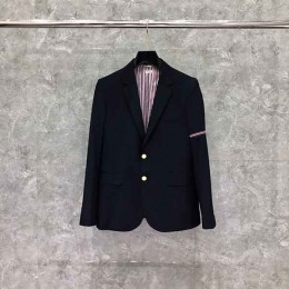 대리석집 THOM BROWNE